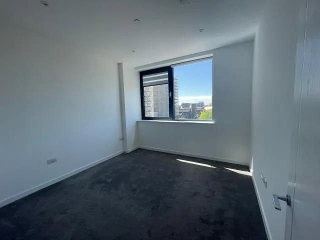 Normandy House, RG21, photo 9