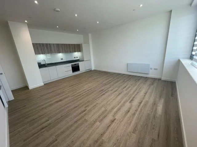 Normandy House, RG21, photo 2