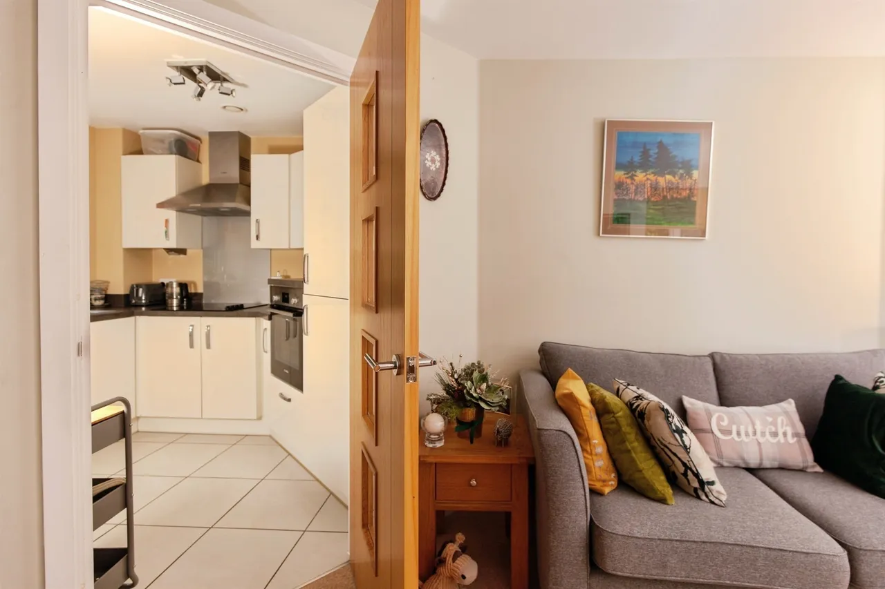 Seymour Road, TROWBRIDGE, photo 9