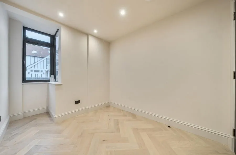 Ashfield Road, London, W3, photo 8