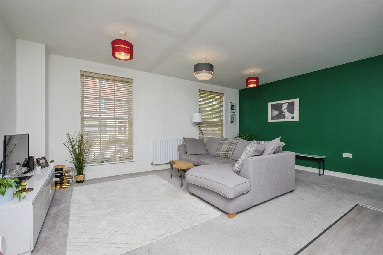 Aquila Drive, Sherford, PL9, photo 5