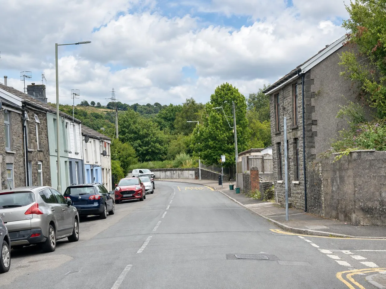 Trehafod Road, Pontypridd, CF37, photo 17