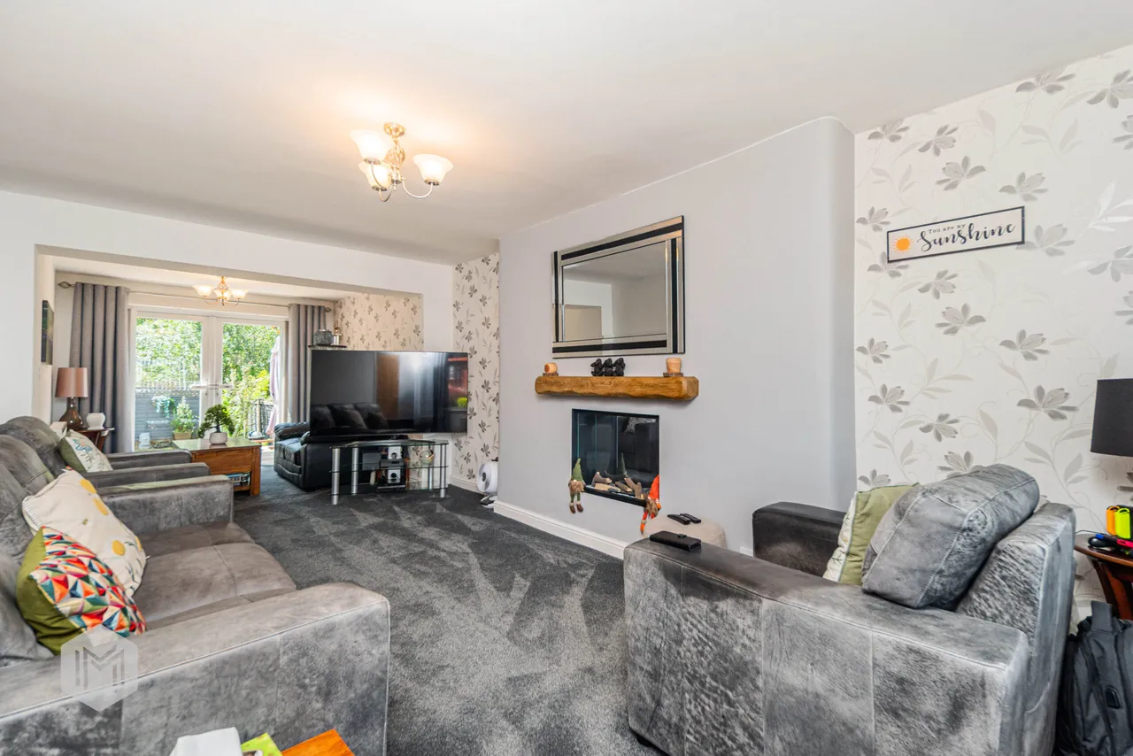 Manchester Road, Clifton, Swinton, Manchester, M27 6PU, photo 2
