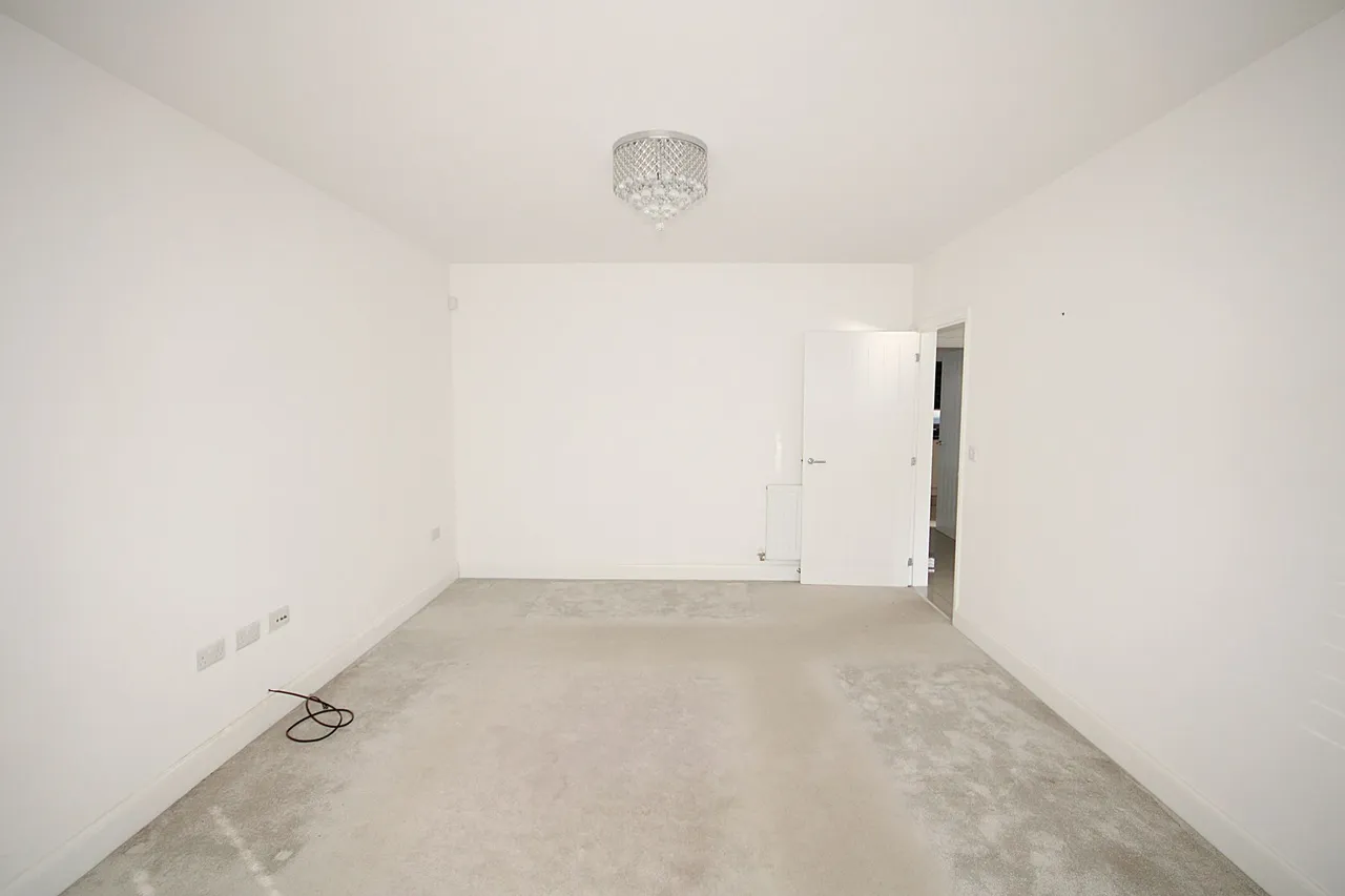Lakenheath Crescent, Great Sankey, Warrington, Warrington, WA5 3UE, photo 17