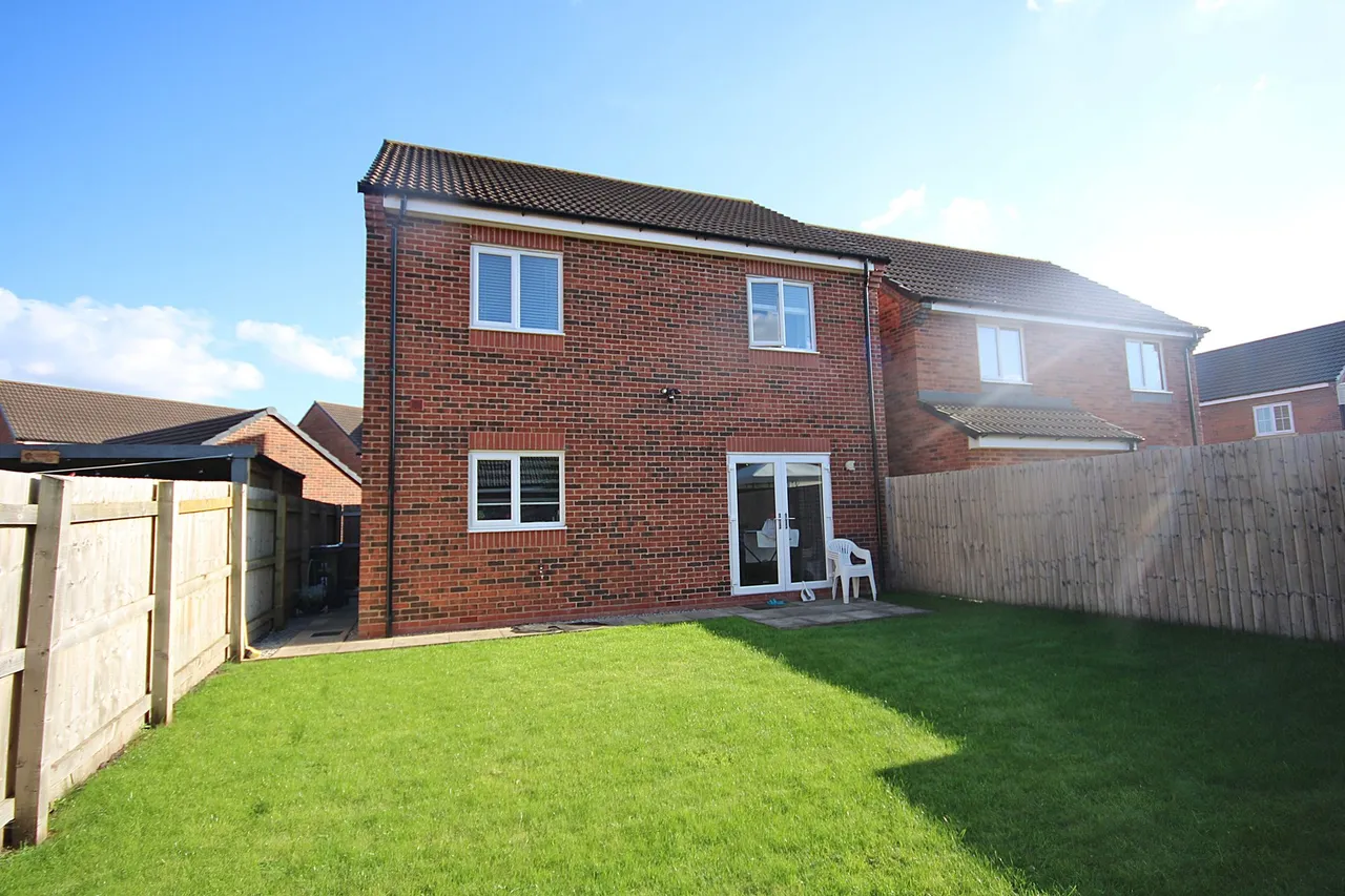 Lakenheath Crescent, Great Sankey, Warrington, Warrington, WA5 3UE, photo 20