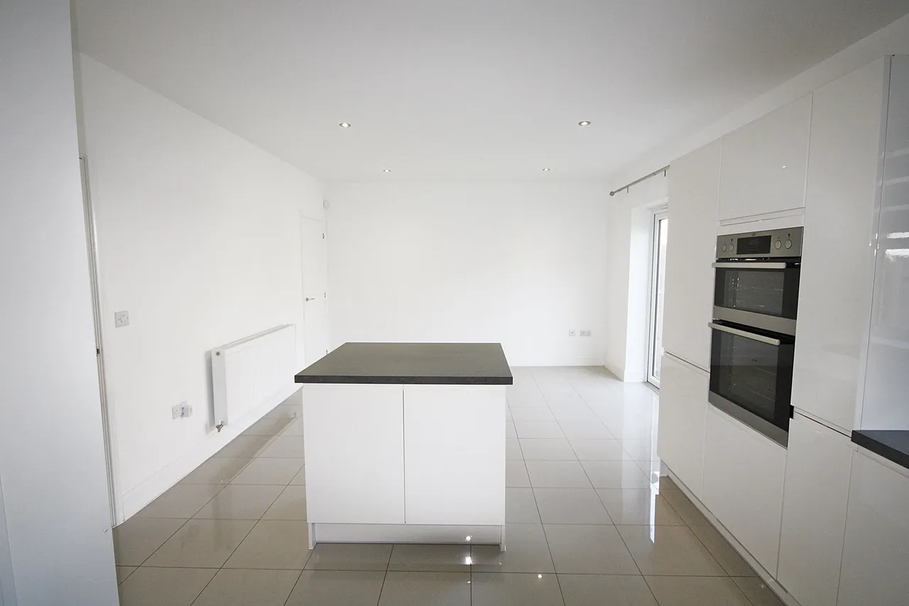 Lakenheath Crescent, Great Sankey, Warrington, Warrington, WA5 3UE, photo 16