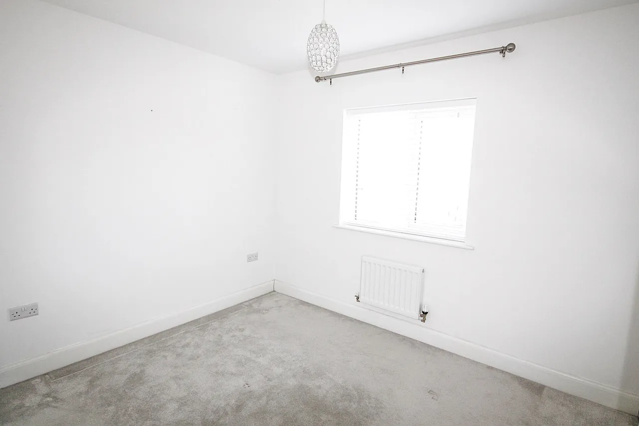 Lakenheath Crescent, Great Sankey, Warrington, Warrington, WA5 3UE, photo 9