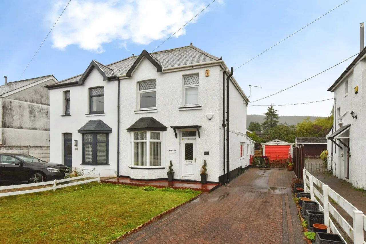 Pontardawe Road, Clydach, SA6, photo 21