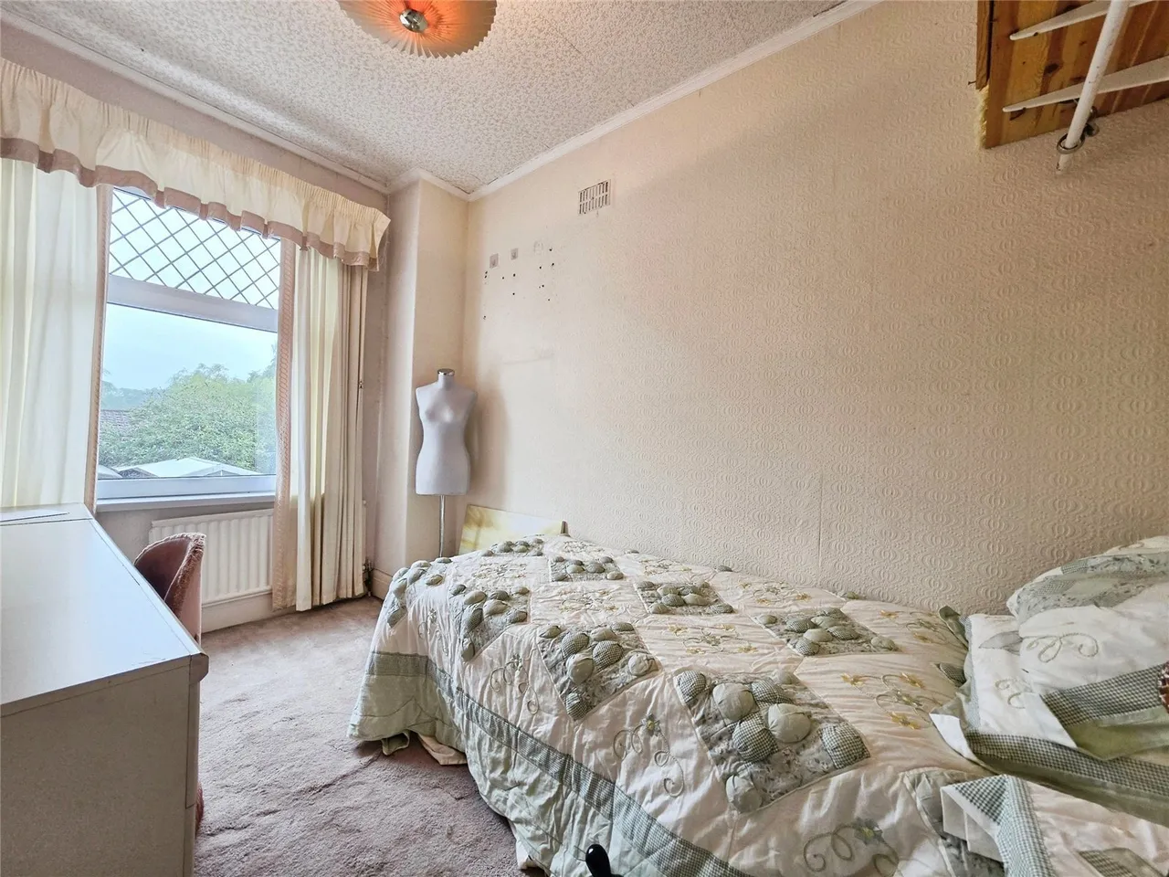 Pontardawe Road, Clydach, SA6, photo 16