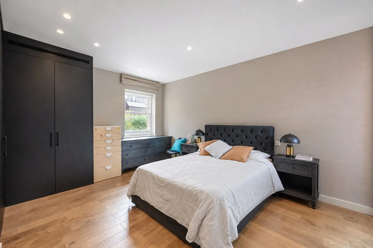Hand Flower House, 617 Kings Road, London, SW6, photo 7