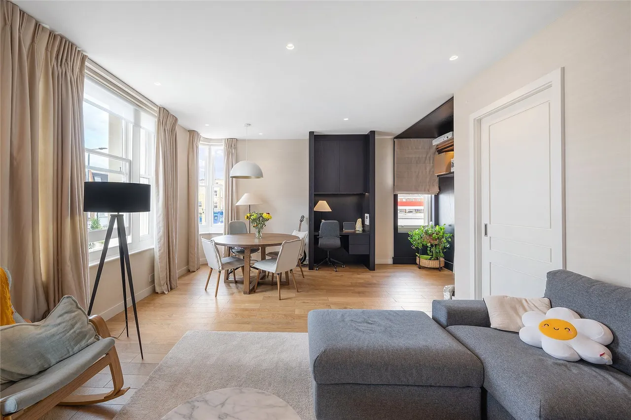 Hand Flower House, 617 Kings Road, London, SW6, photo 2
