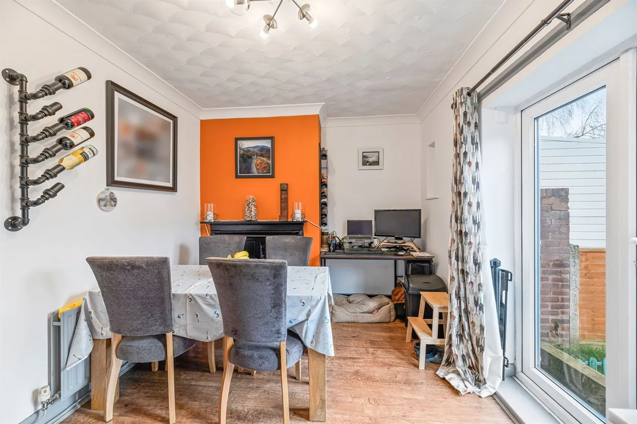 Queens Drive, Frodsham, photo 7