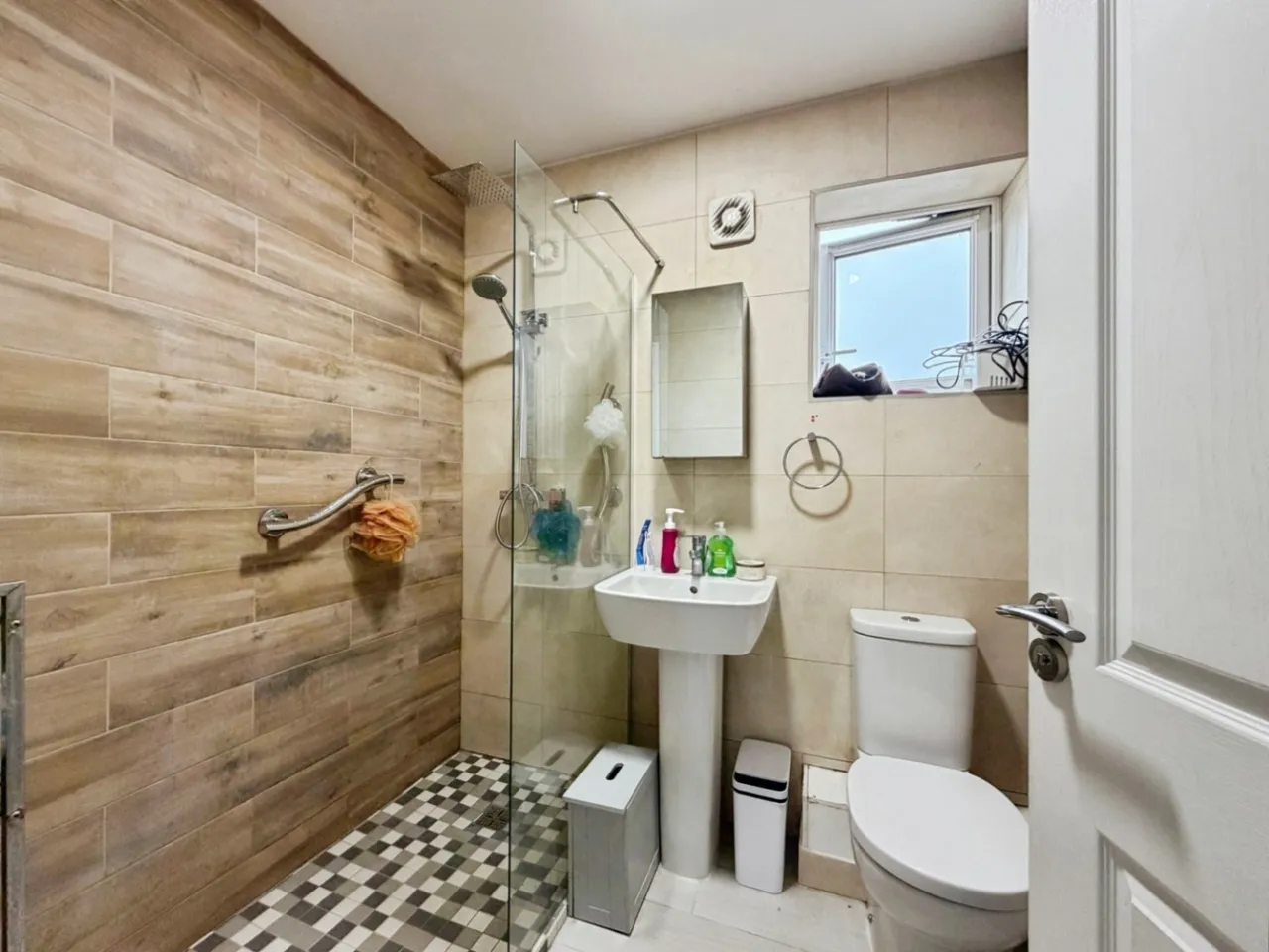 Laurens Van Der Post Way, Ashford, TN23, photo 7