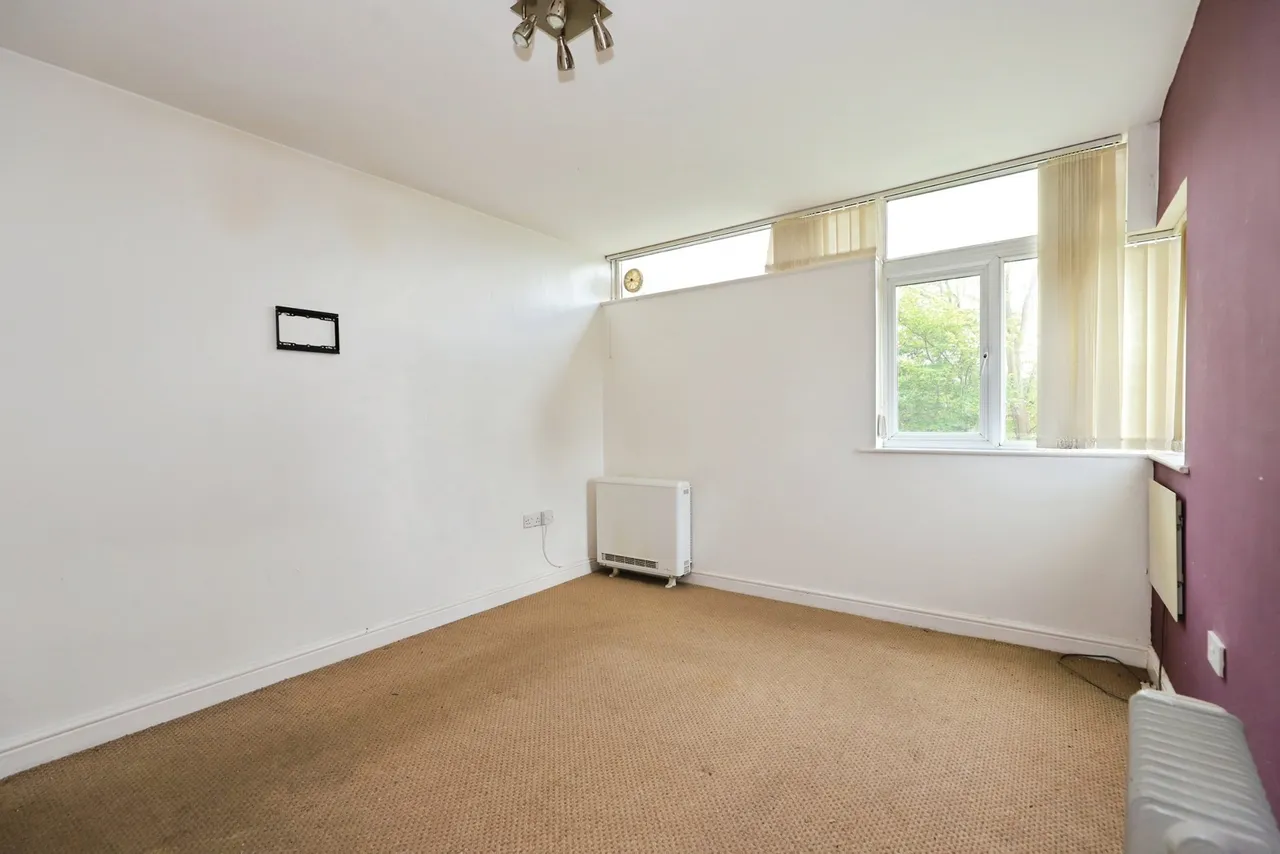 Newbridge Crescent, Wolverhampton, WV6, photo 15
