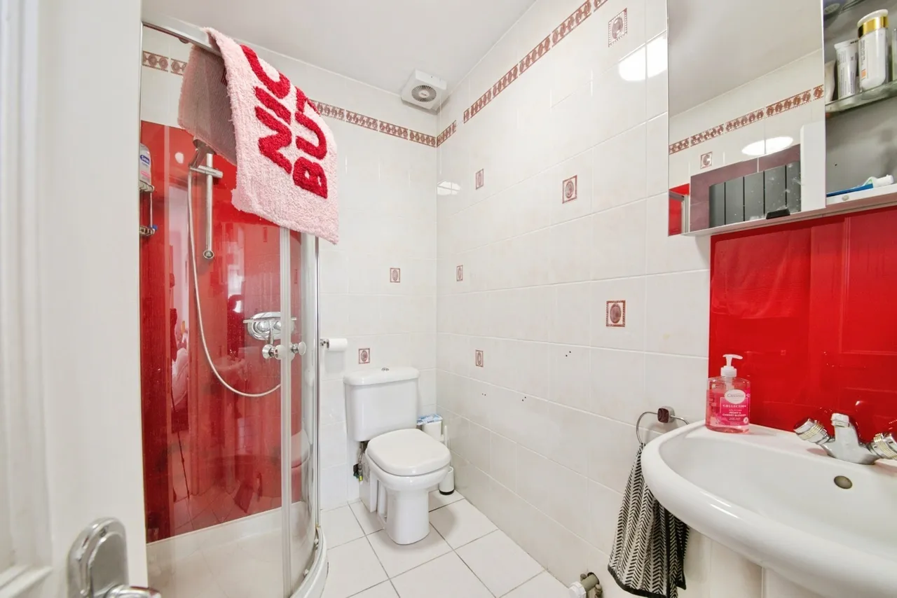 Cadogan Gardens, London, N21, photo 17