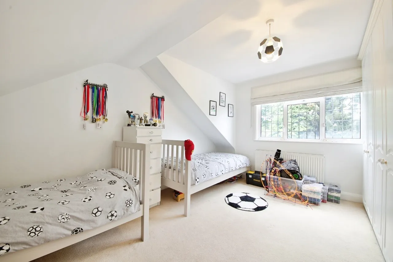 Cadogan Gardens, London, N21, photo 12