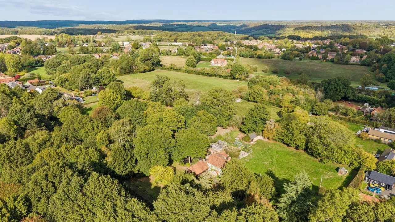 Hunts Hill Lane, Naphill, HP14, photo 22