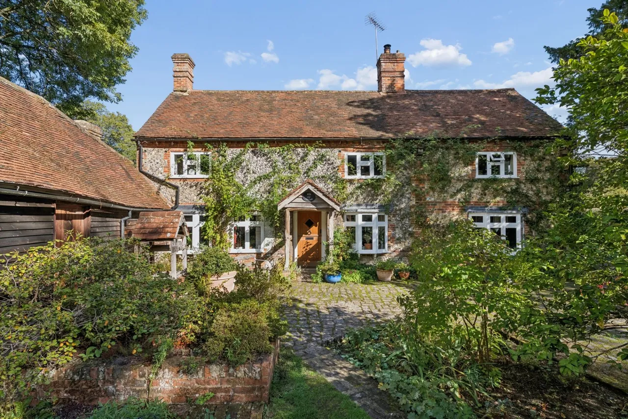 4 bed house for sale, Hunts Hill Lane, Naphill, HP14