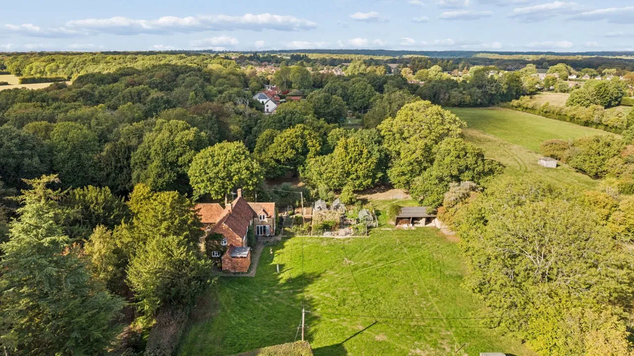 Hunts Hill Lane, Naphill, HP14, photo 17