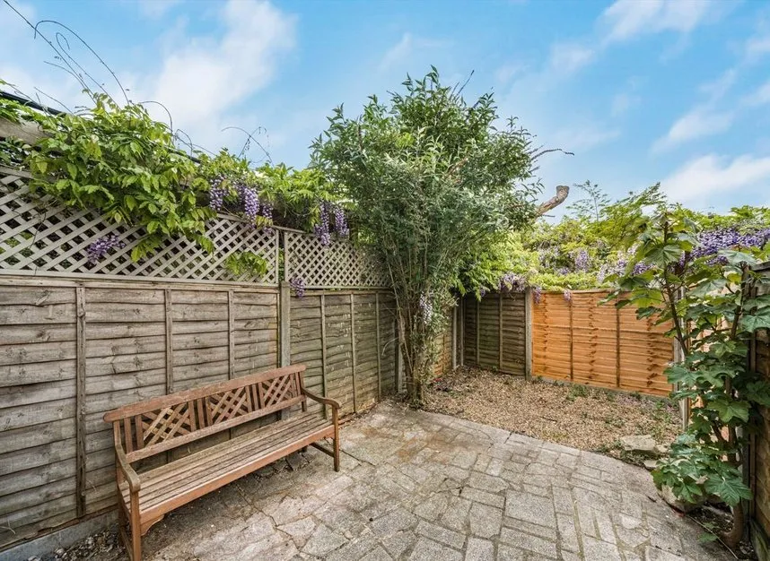 Beaconsfield Road, New Southgate, N11, photo 6