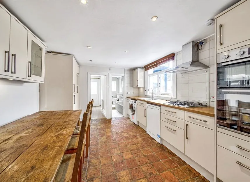 Beaconsfield Road, New Southgate, N11, photo 5