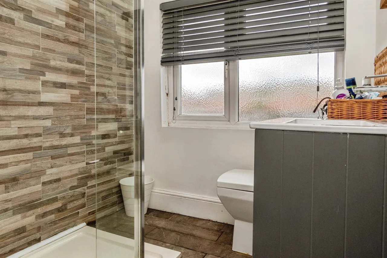 Coalpool Lane, Walsall, WS3, photo 9