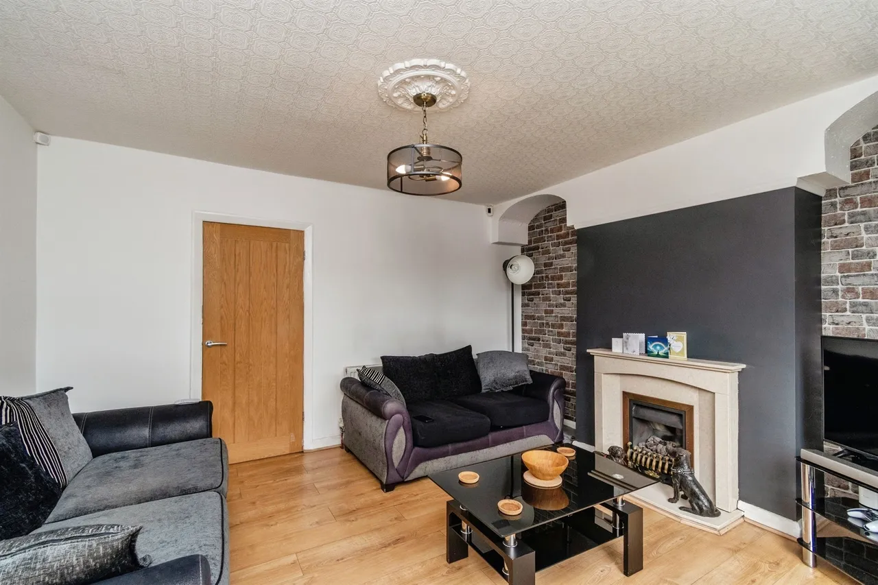 Coalpool Lane, Walsall, WS3, photo 3