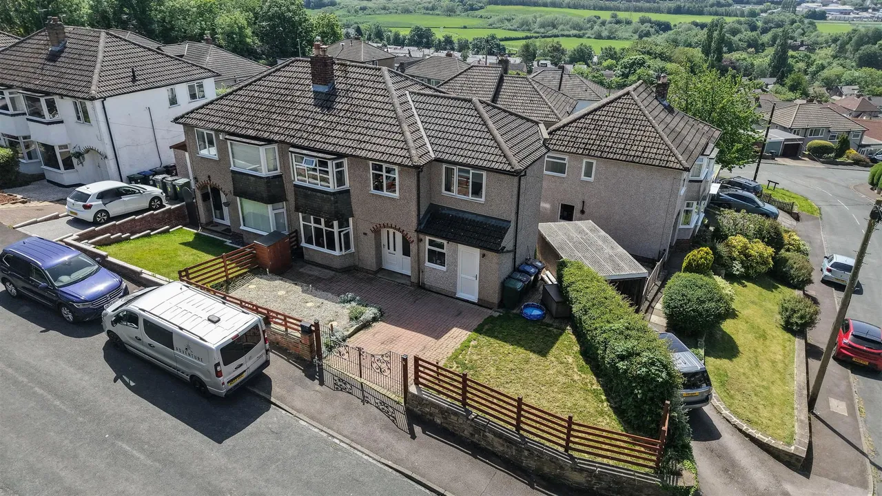 Southfield Drive, Riddlesden, BD20 5HT, photo 30