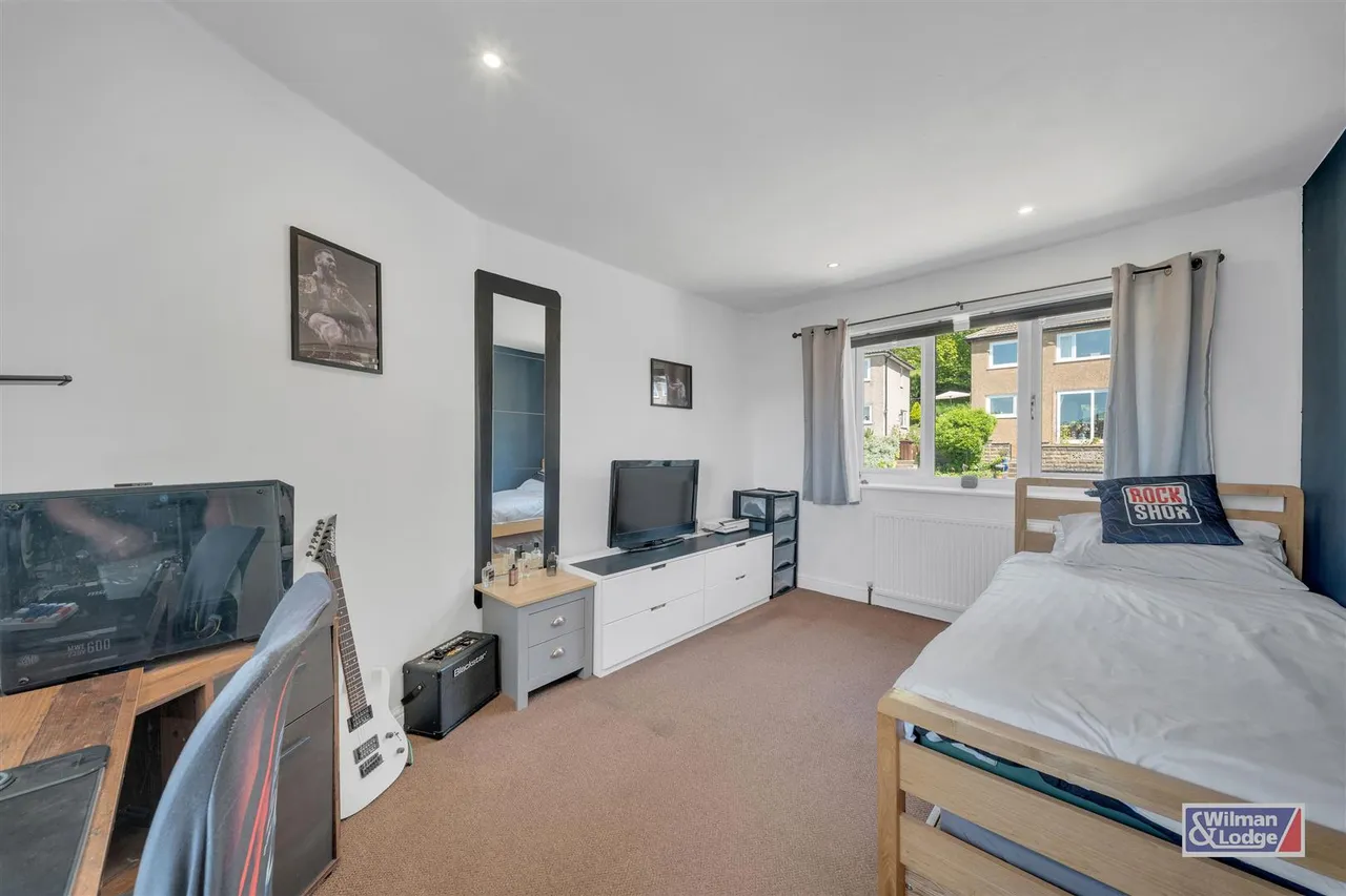 Southfield Drive, Riddlesden, BD20 5HT, photo 18