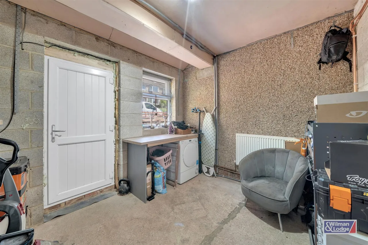 Southfield Drive, Riddlesden, BD20 5HT, photo 22