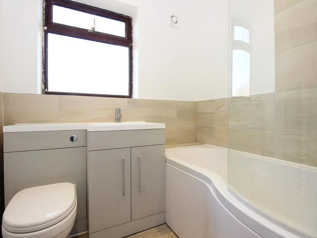 Lady Meers Road, Cherry Willingham, LN3, photo 13