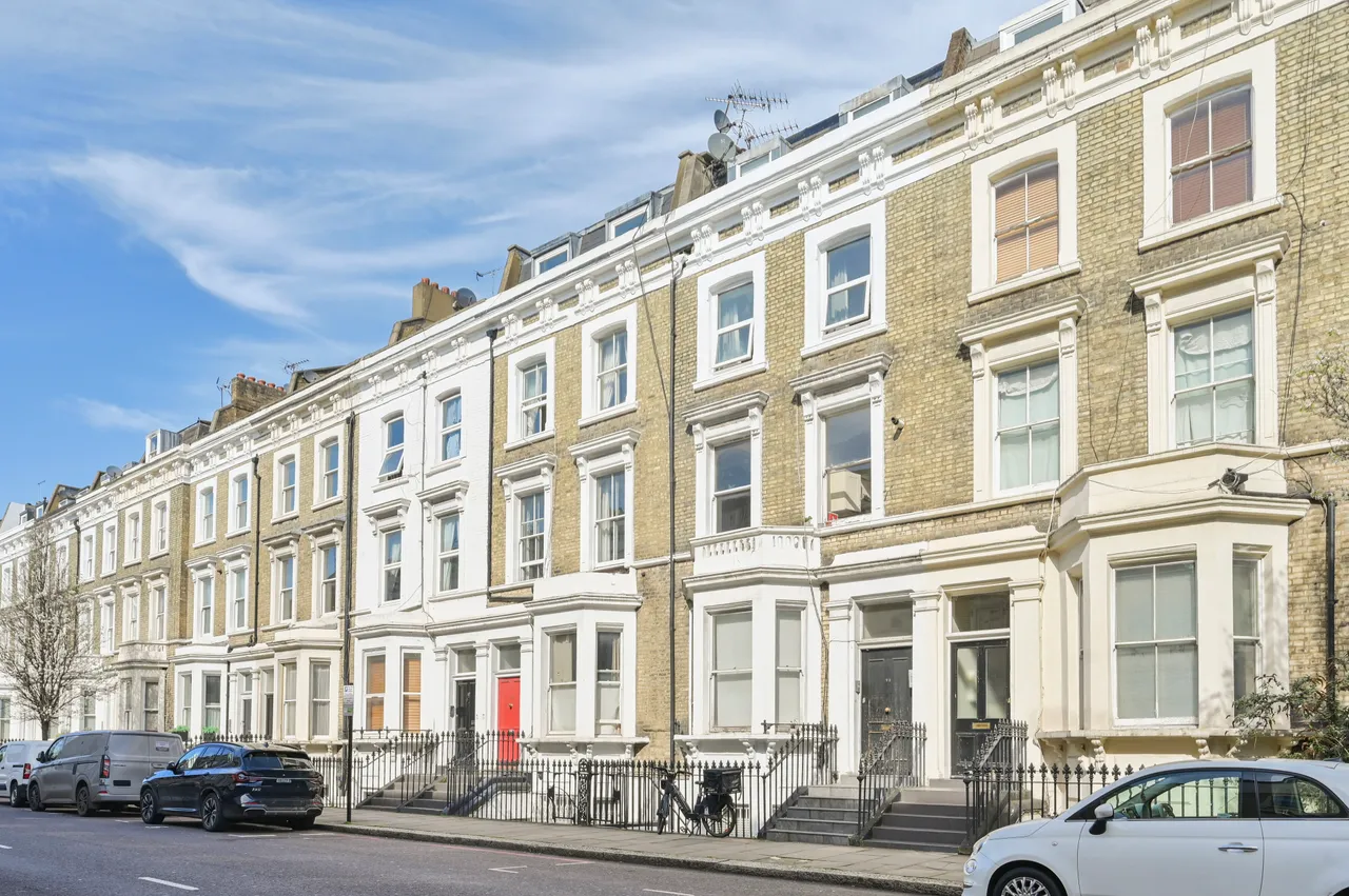 Flat 5, 95 Finborough Road, London, photo 4