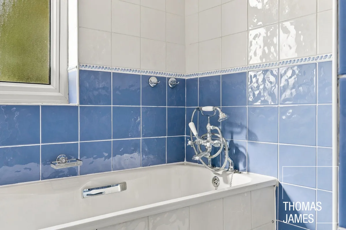 Bincote Road, Enfield, EN2, photo 20