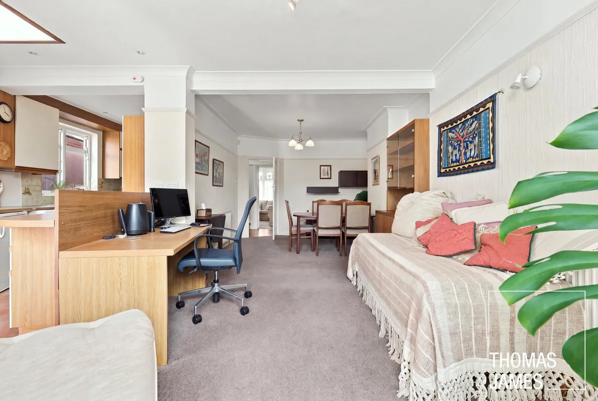 Bincote Road, Enfield, EN2, photo 8