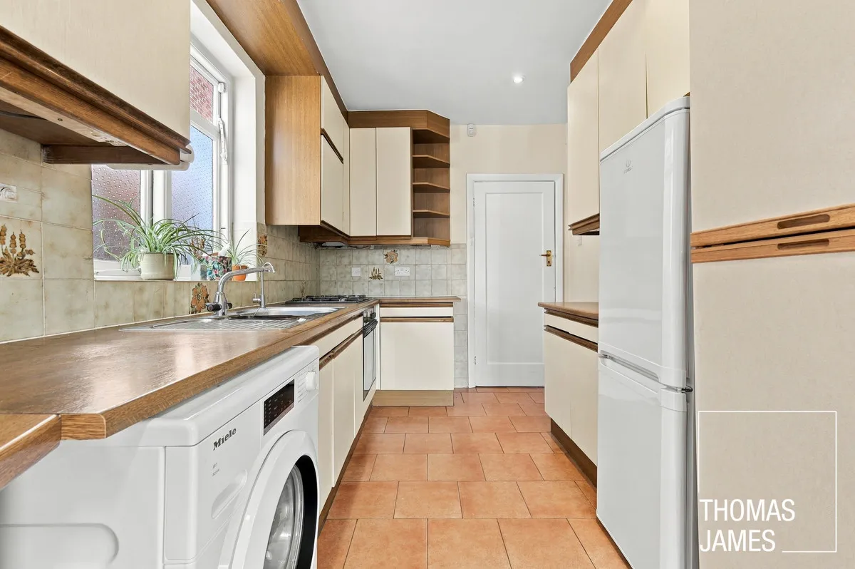 Bincote Road, Enfield, EN2, photo 6
