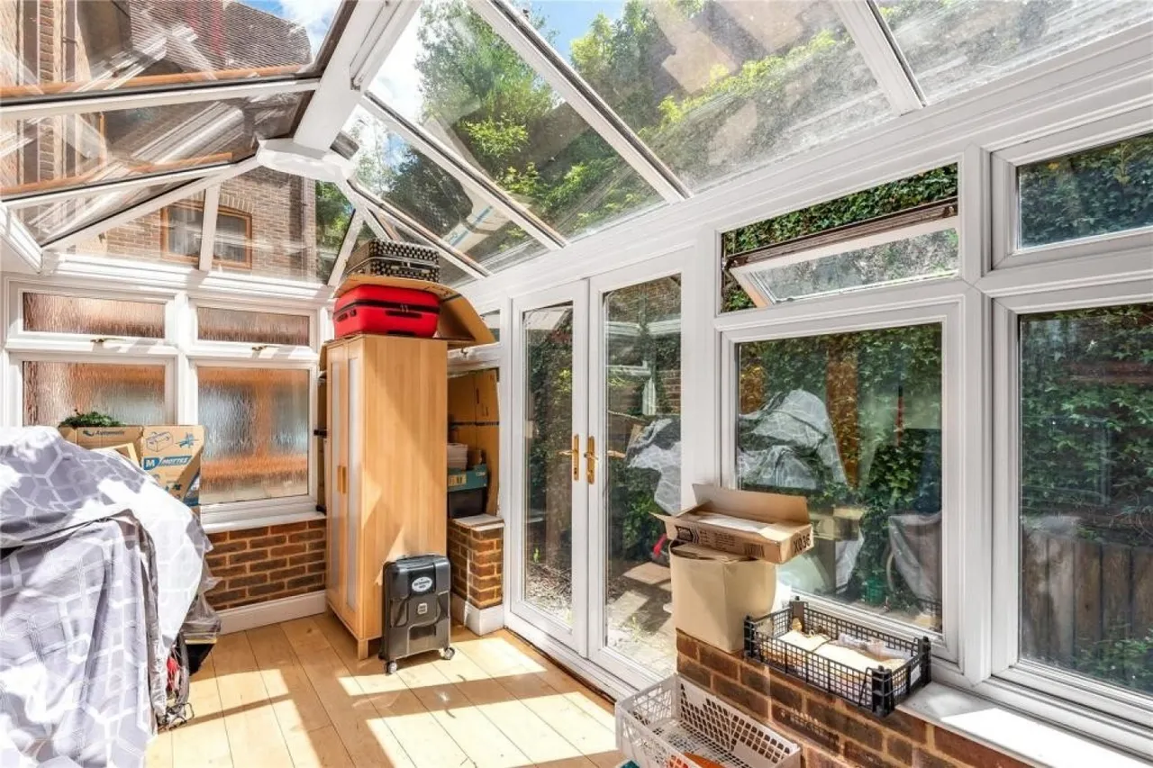 Alresford Road, Winchester, photo 2