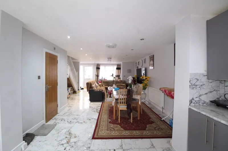Lalleford Road, Luton LU2 9JH, photo 4