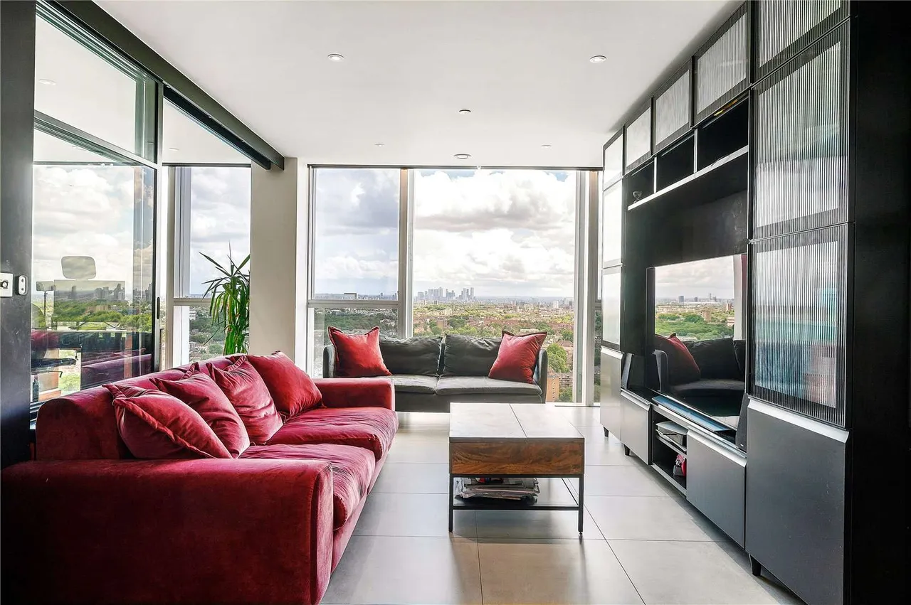 Devan Grove, London, N4 2GL, photo 2