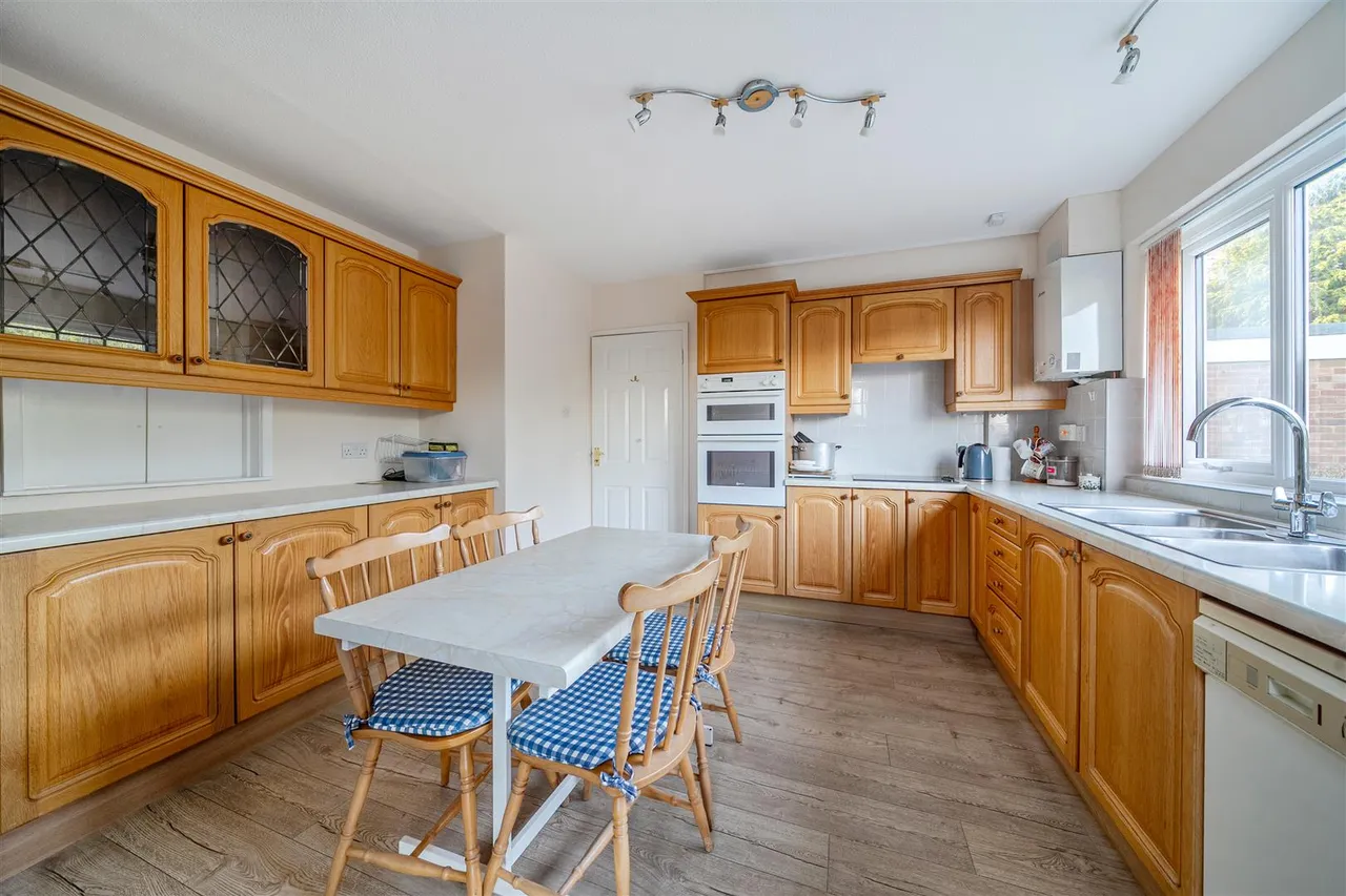 Hill Place, Bursledon, photo 3