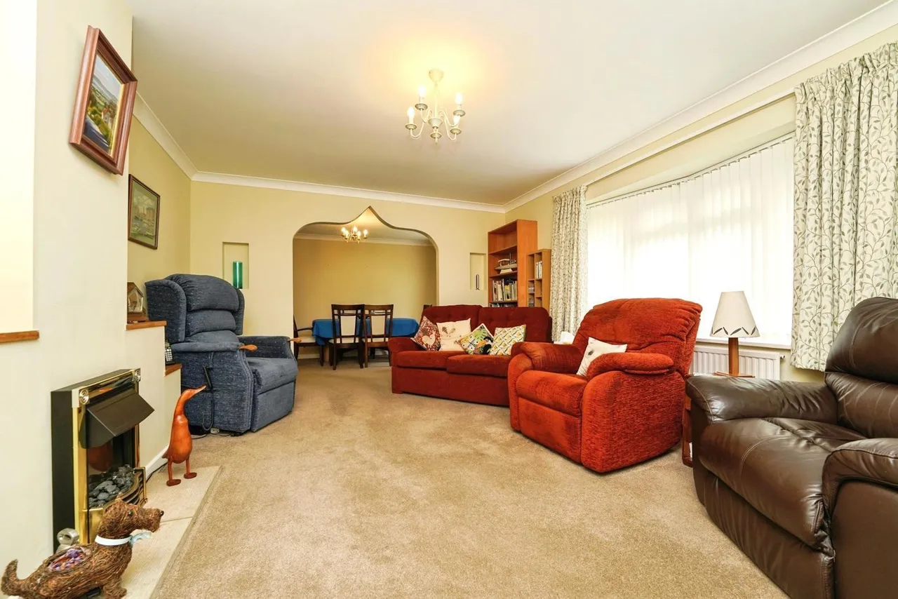 Uley Road, Dursley, GL11, photo 3