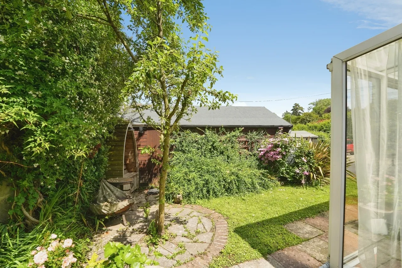 Uley Road, Dursley, GL11, photo 16