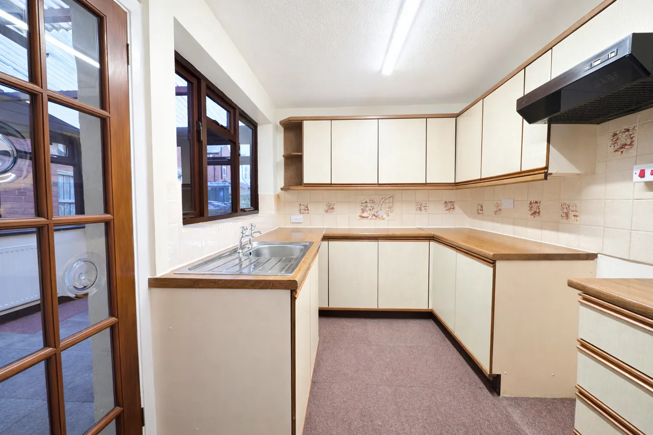 West Street, Oswestry, SY11 2BS, photo 8