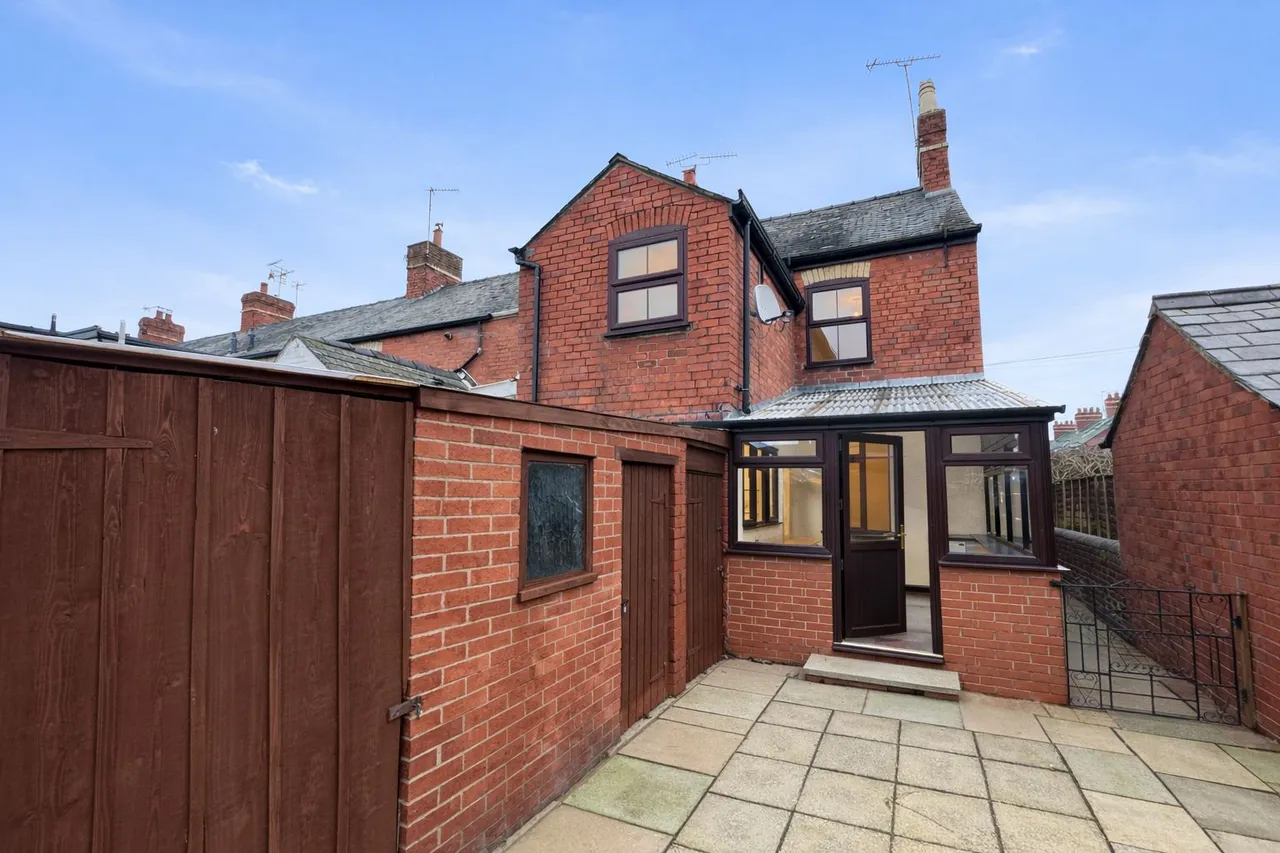 West Street, Oswestry, SY11 2BS, photo 4