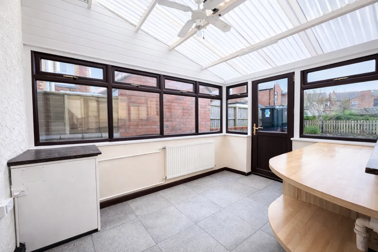 West Street, Oswestry, SY11 2BS, photo 11