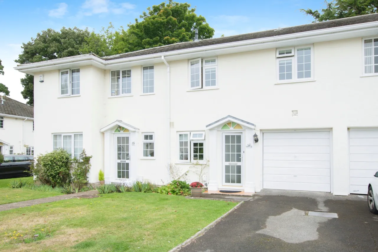 3 bed house for sale, Netherhall Gardens, Westbourne, BH4
