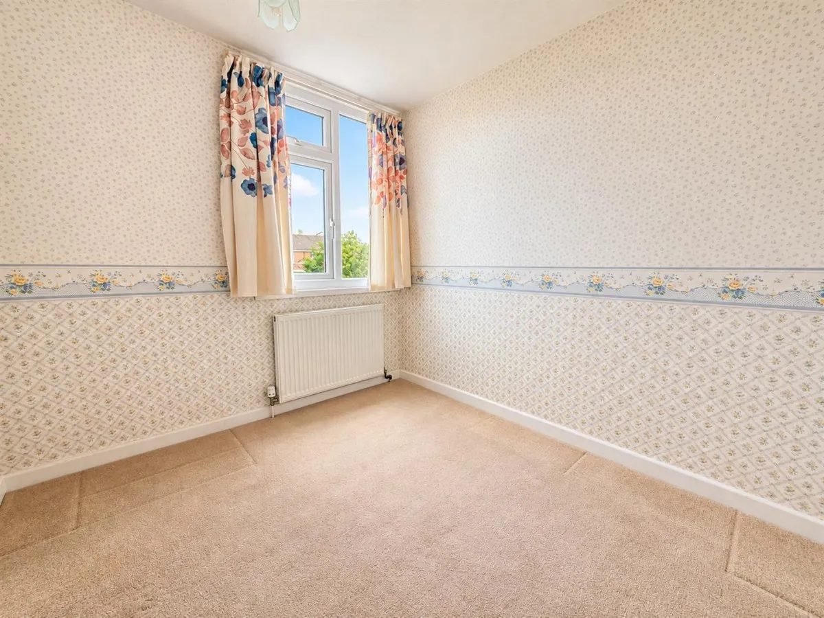 Barnacre Drive, Hucclecote, GL3, photo 10