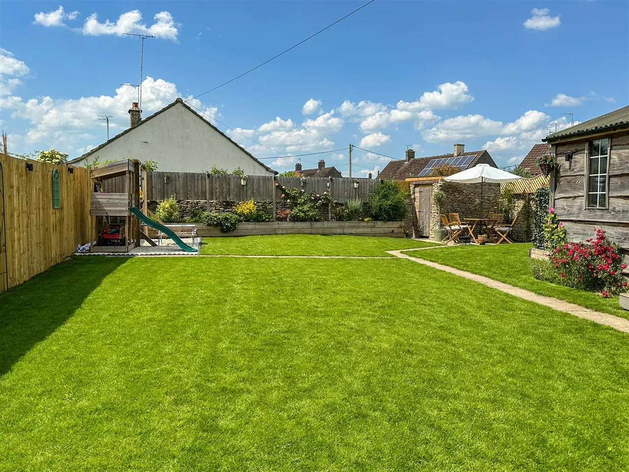 The Street, Hullavington, SN14, photo 14