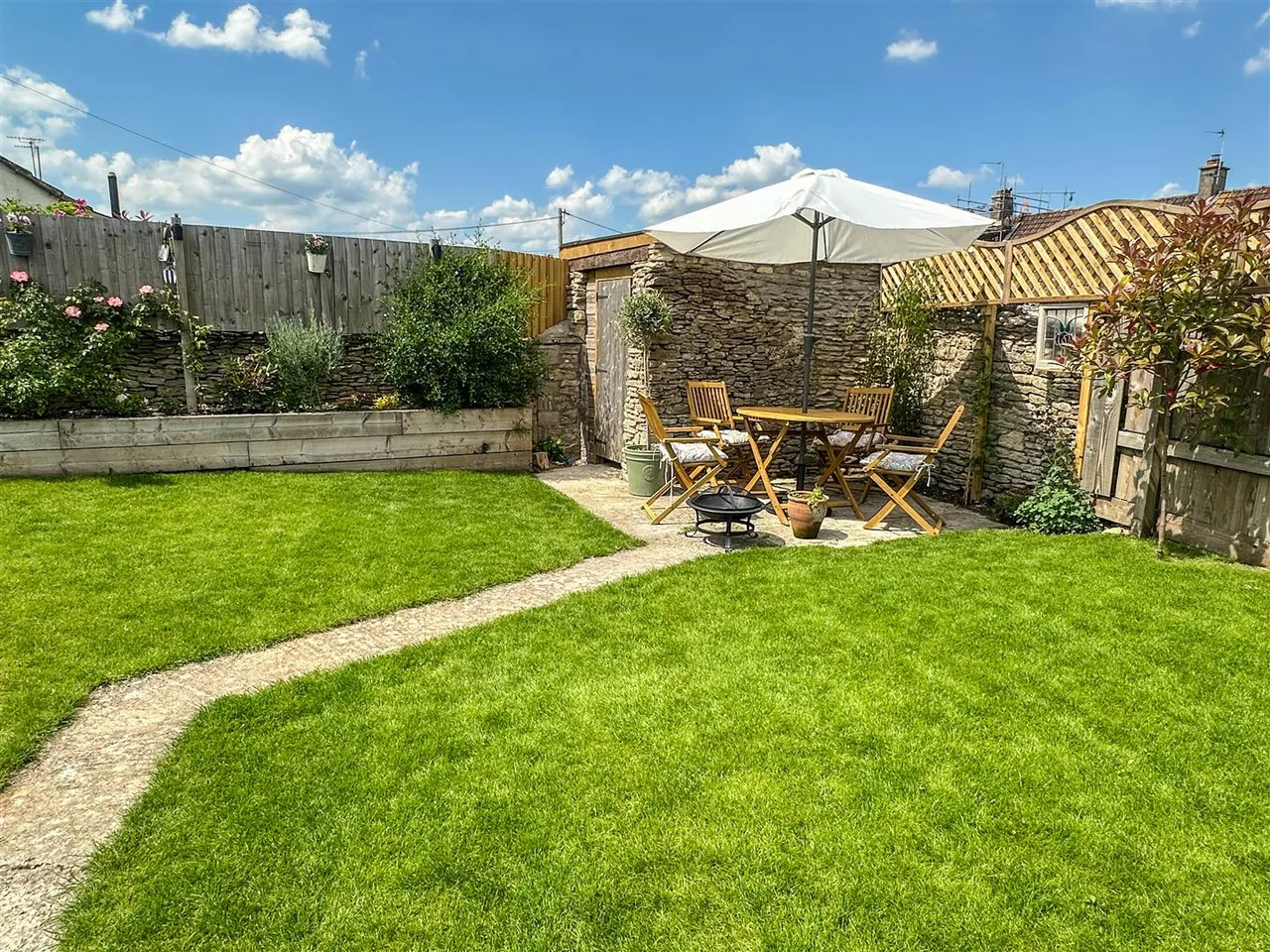 The Street, Hullavington, SN14, photo 15