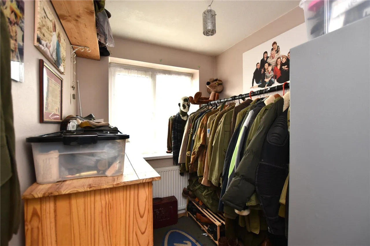 Elizabeth Grove, Morley, LS27, photo 11