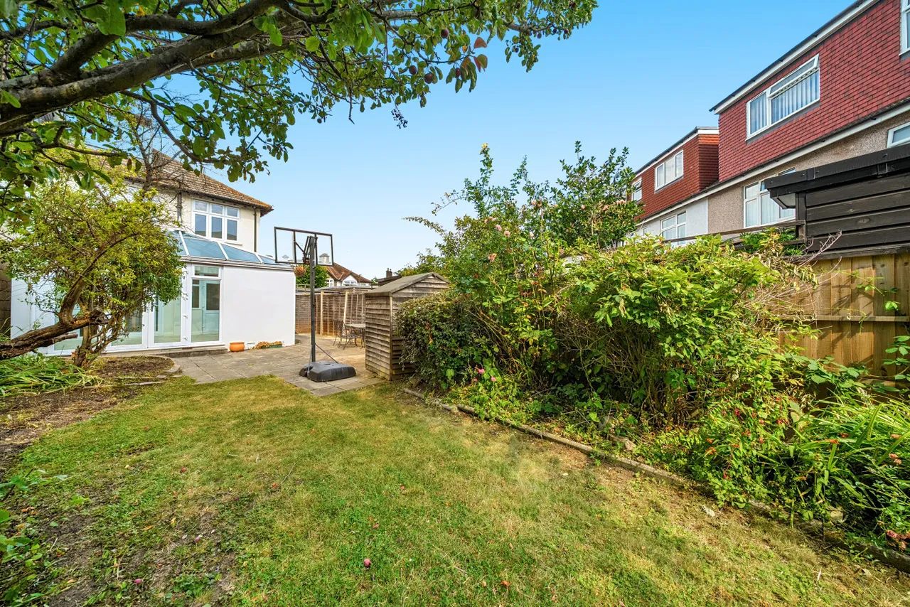 Somerset Avenue, Raynes Park, London, SW20, photo 5